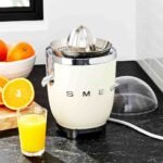 High-end orange juicer with beautiful compact design - Image 2