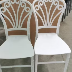 WHITE CHIAVARI CHAIRS